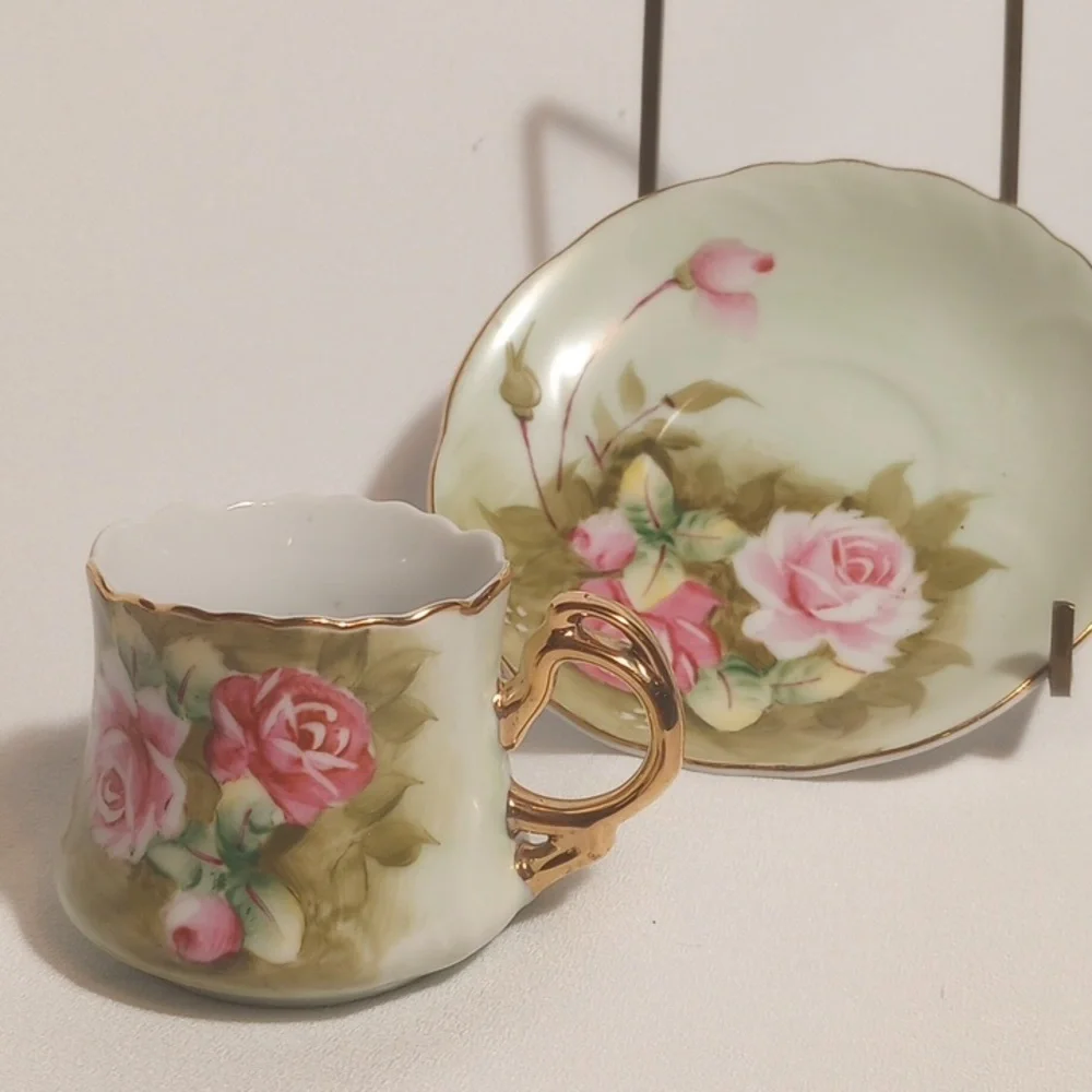 ◀️ Lefton Heritage Green/Heritage Roses Demitasse Cups w/Saucers - Picture 8 of 11